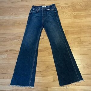 Like New! GRLFRND Carla Jeans
